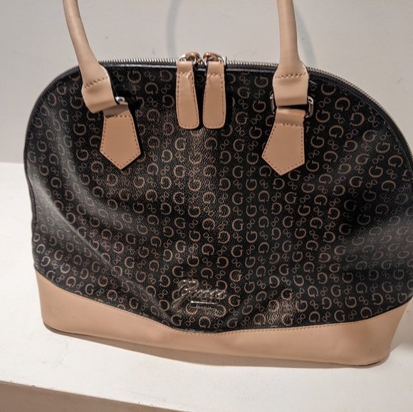 Guess pursue - Picture 2 of 3